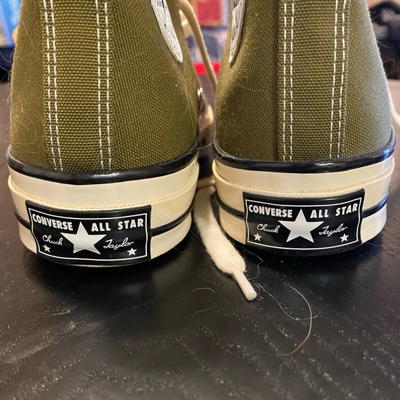 Converse High Top Chuck Taylor 70 - size 7 - Picture 3 of 8